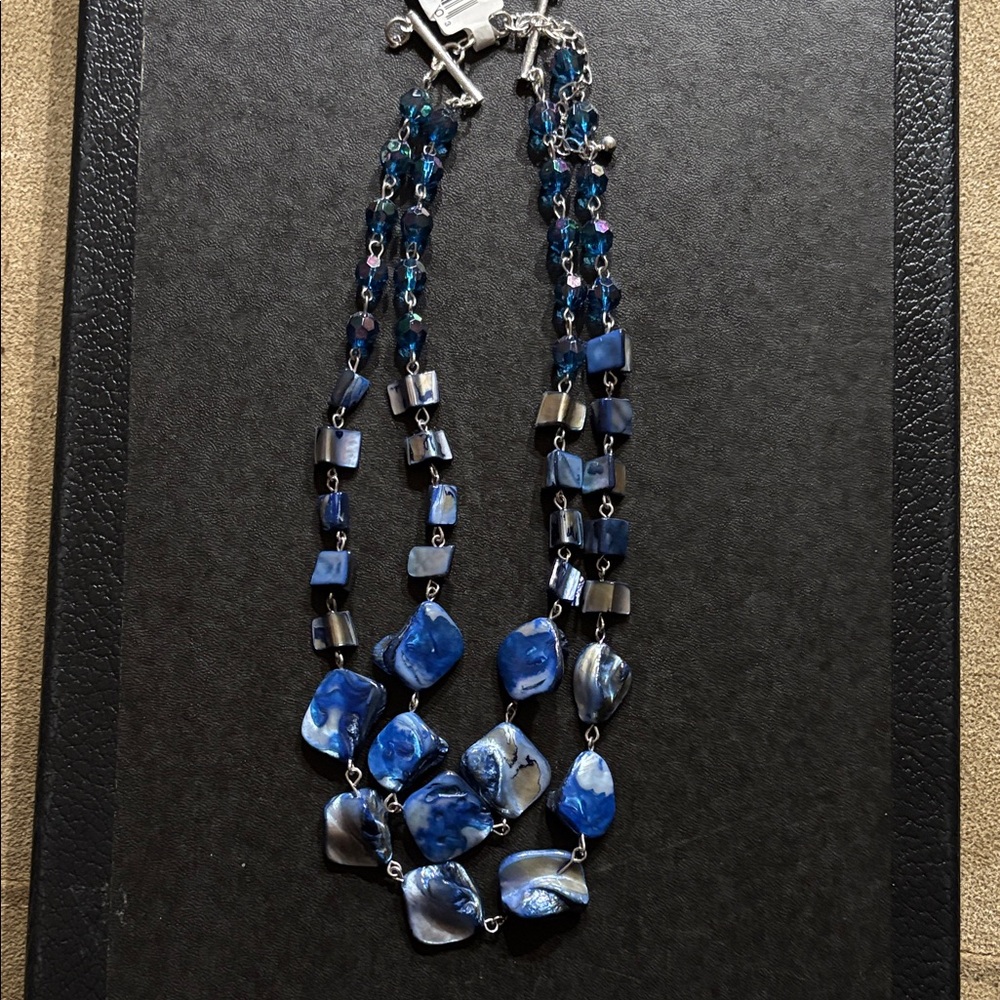 Elegant Blue Beaded Necklace